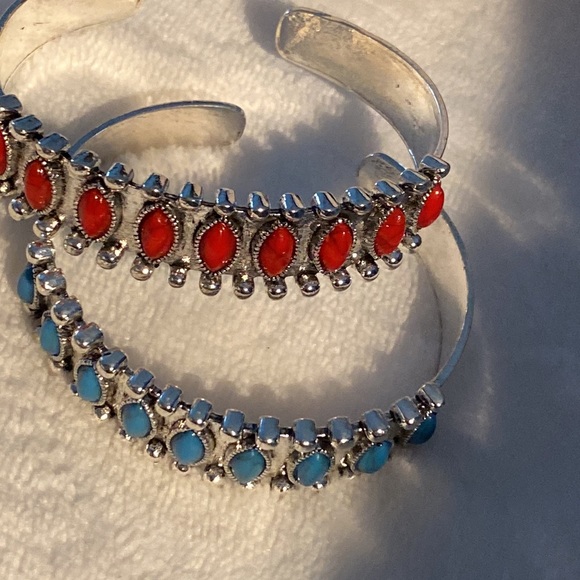 Jewelry - TIBETAN ETCHED SILVER BRACELET W/TURQUOISE /BLUE AGATE/ CORAL/OPAL STONES